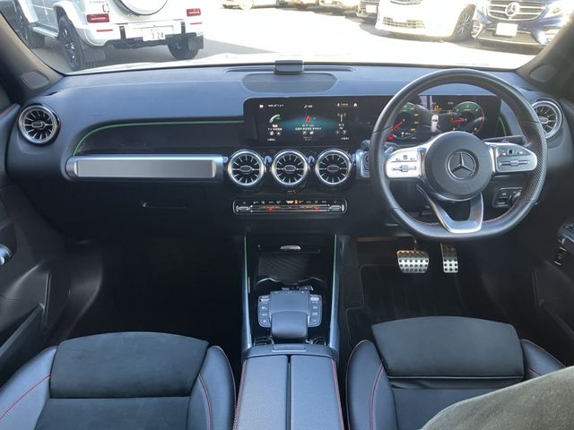 MERCEDES BENZ GLB 2022 Image 31