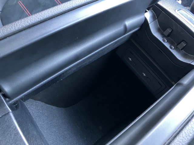 MERCEDES BENZ GLB 2022 Image 31