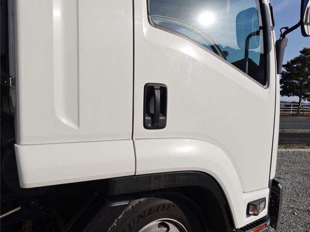 ISUZU FORWARD 2016 Image 31
