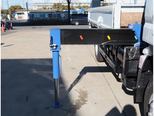 MITSUBISHI CANTER 2025 Image 31