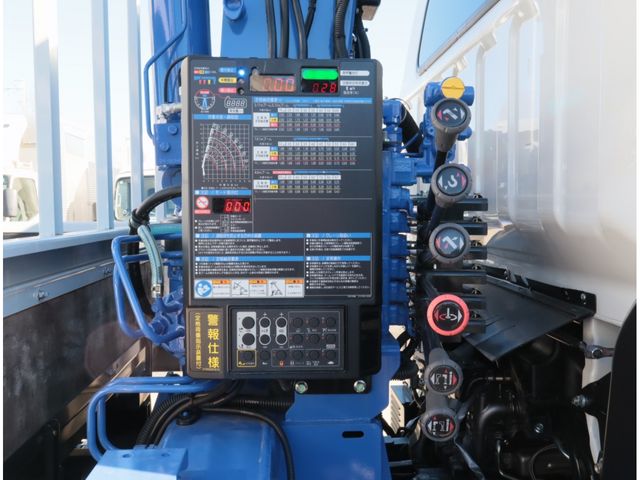 MITSUBISHI CANTER 2025 Image 31