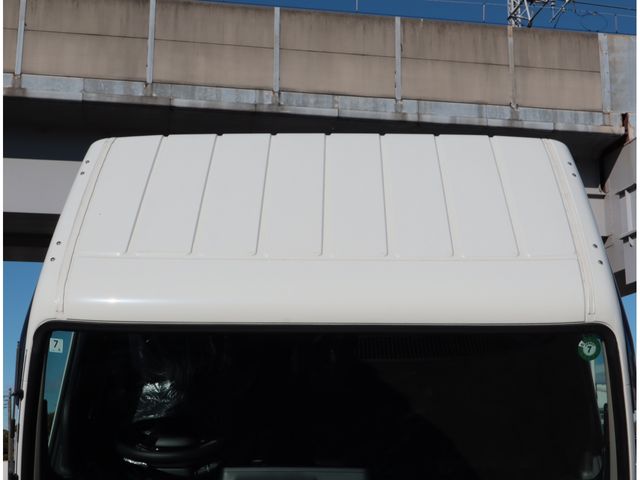 MITSUBISHI CANTER 2025 Image 31