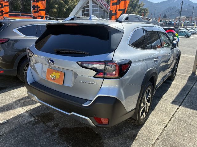 SUBARU LEGACY OUTBACK 2022 Image 31