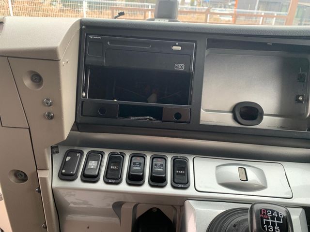 MITSUBISHI FUSOU AERO ACE 2012 Image 31