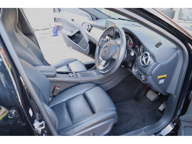 MERCEDES BENZ GLA CL 2019 Image 31