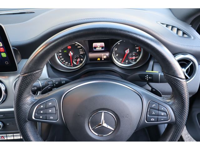 MERCEDES BENZ GLA CL 2019 Image 31