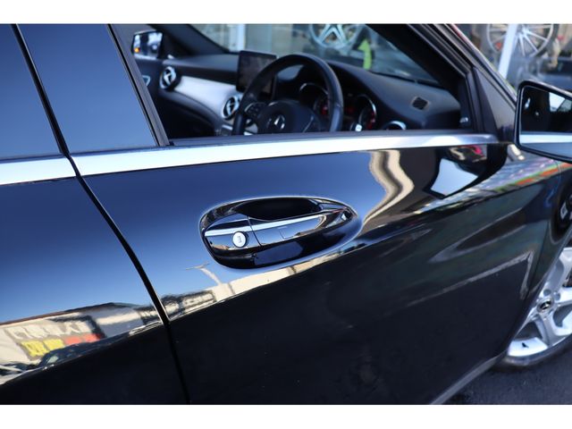 MERCEDES BENZ GLA CL 2019 Image 31