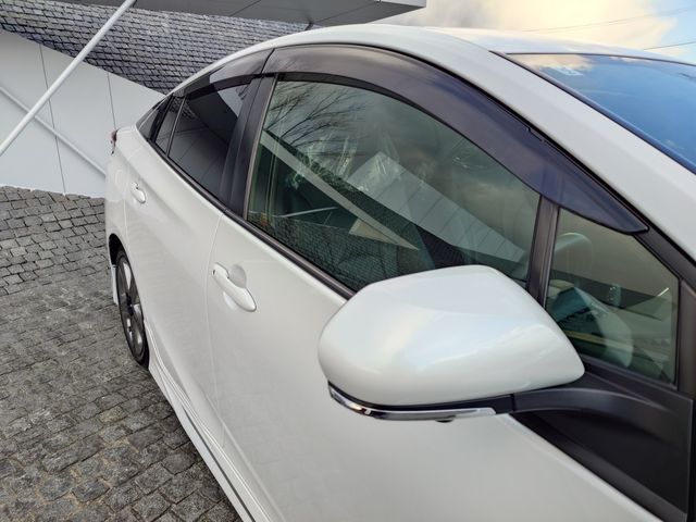 TOYOTA PRIUS 2021 Image 31