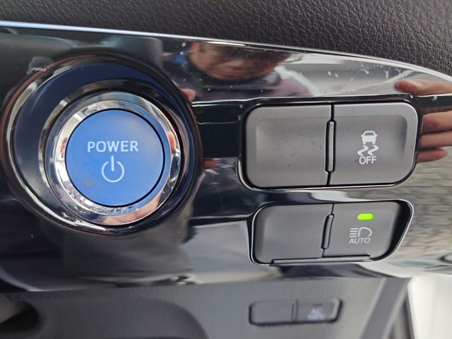 TOYOTA PRIUS 2021 Image 31