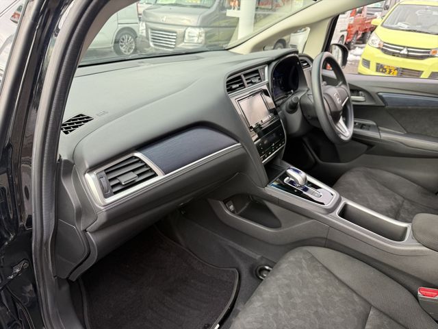 HONDA SHUTTLE HYBRID 2016 Image 31