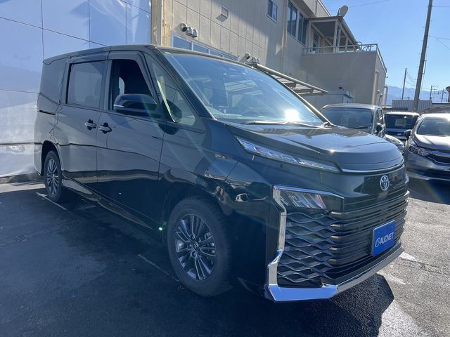 TOYOTA VOXY HYBRID 4WD 2023 Image 31