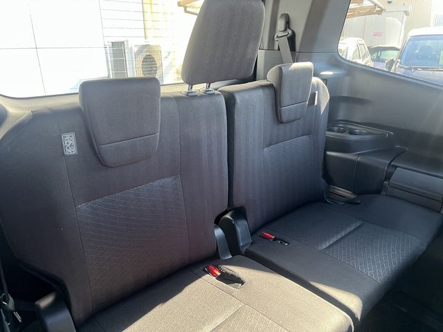 TOYOTA VOXY HYBRID 4WD 2023 Image 31