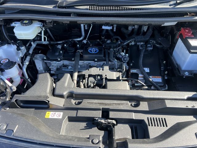 TOYOTA VOXY HYBRID 4WD 2023 Image 31