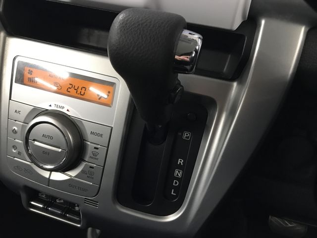 SUZUKI HUSTLER 4WD 2015 Image 31