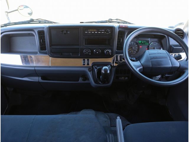 MITSUBISHI CANTER 2015 Image 31