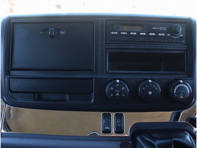 MITSUBISHI CANTER 2015 Image 31