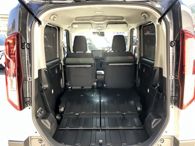 SUZUKI SPACIA GEAR 2025 Image 31