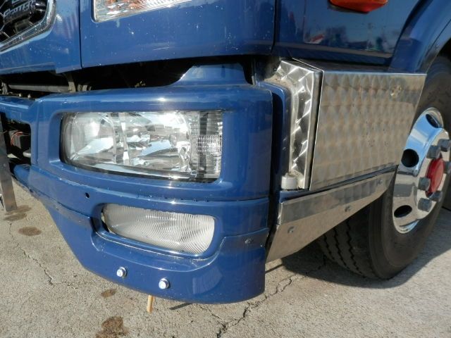 MITSUBISHI FUSOU FIGHTER 2018 Image 31