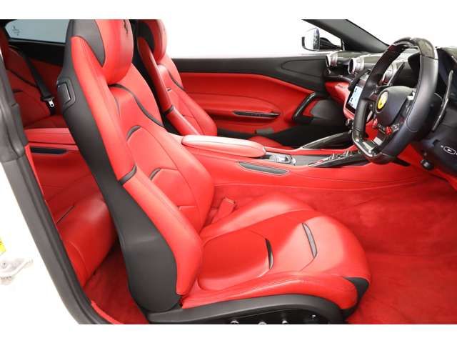 FERRARI GTC4 LUSSO T 2017 Image 31