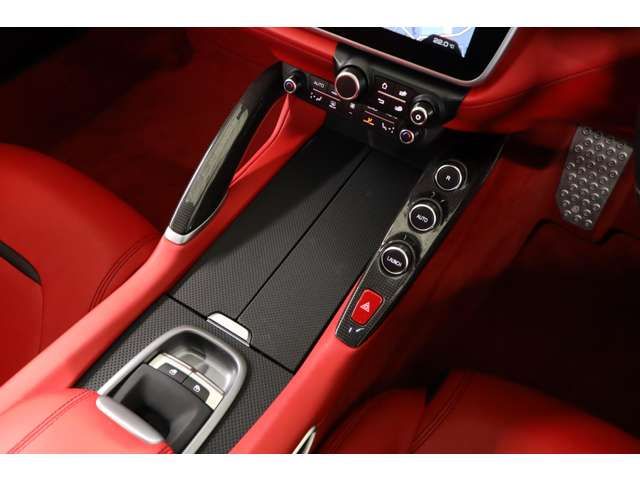 FERRARI GTC4 LUSSO T 2017 Image 31