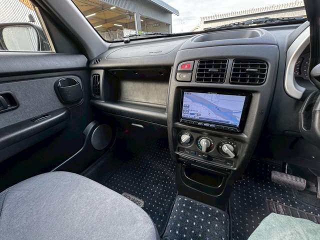 NISSAN CUBE 2001 Image 31