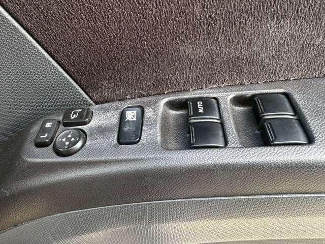 SUZUKI SOLIO 2011 Image 31