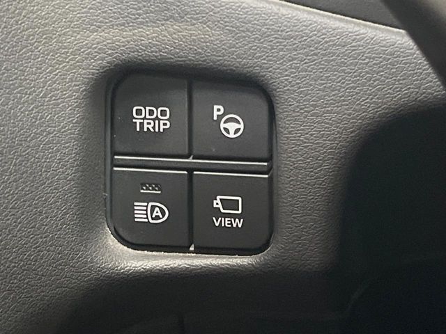 TOYOTA CROWN SEDAN HYBRID 2018 Image 31