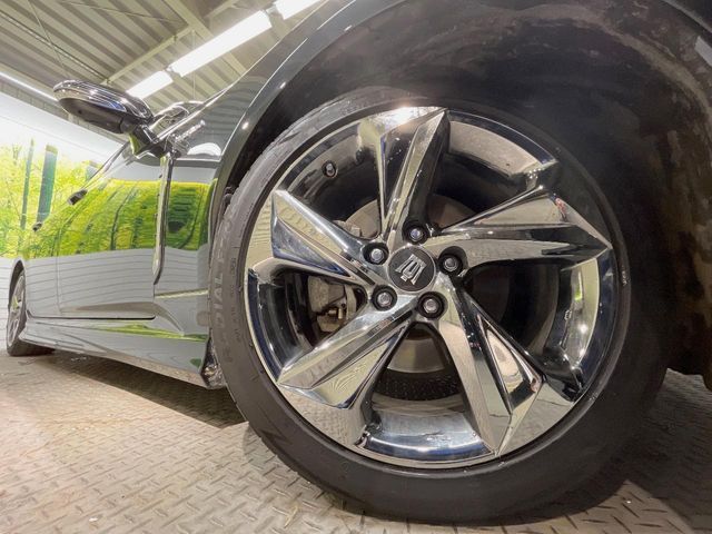 TOYOTA CROWN SEDAN HYBRID 2018 Image 31