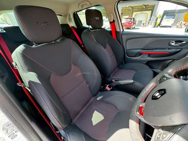 RENAULT LUTECIA 2014 Image 31