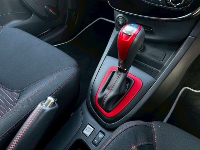 RENAULT LUTECIA 2014 Image 31