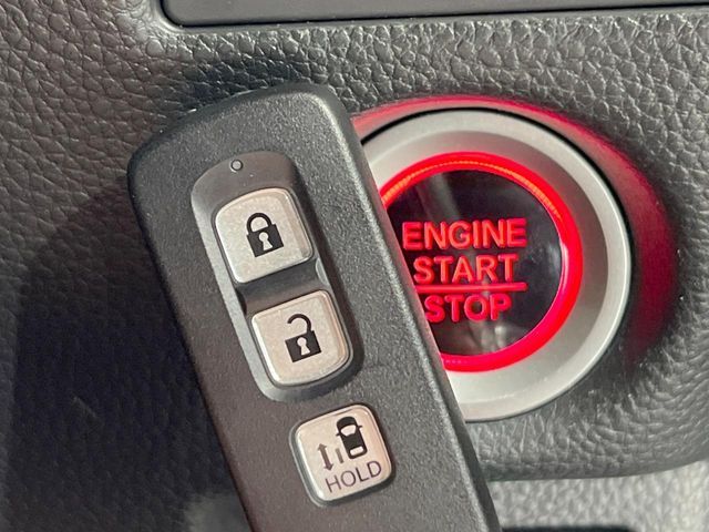 HONDA N BOX CUSTOM 2020 Image 31