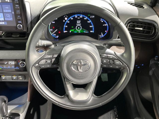 TOYOTA YARIS CROSS HYBRID 2022 Image 31