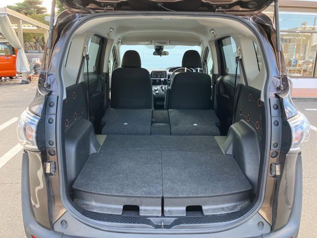 TOYOTA SIENTA 2019 Image 31