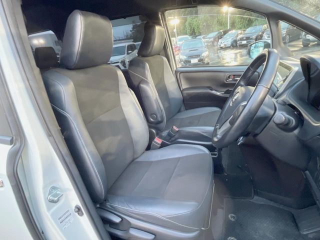 TOYOTA NOAH 2020 Image 31