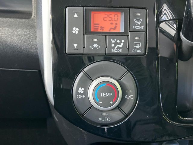 DAIHATSU TANTO CUSTOM 2015 Image 31