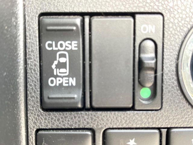 DAIHATSU TANTO CUSTOM 2017 Image 31