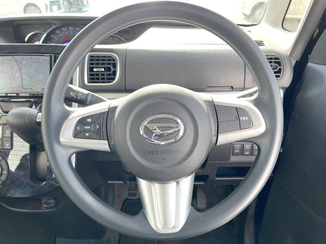 DAIHATSU TANTO CUSTOM 2017 Image 31