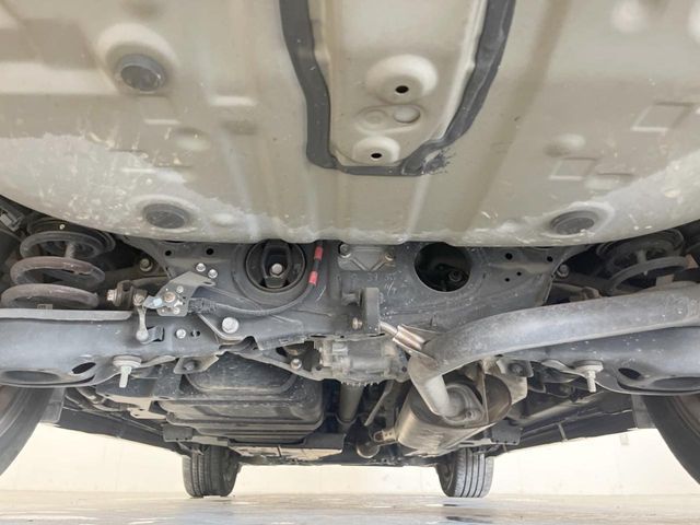 TOYOTA HARRIER 4WD 2015 Image 31