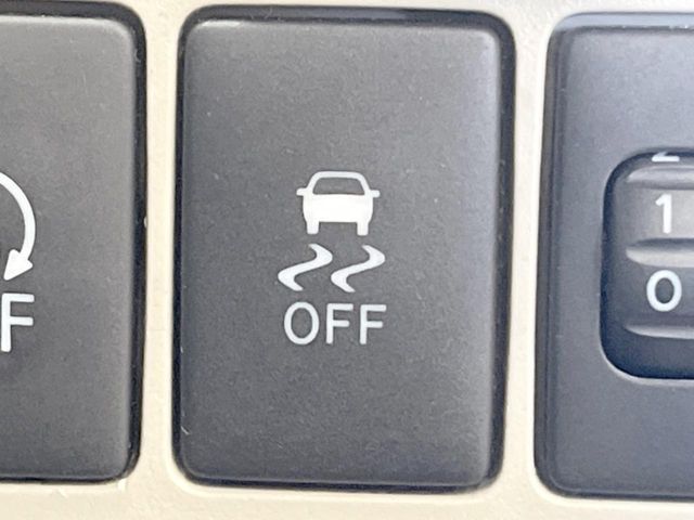 DAIHATSU BOON 4WD 2016 Image 31