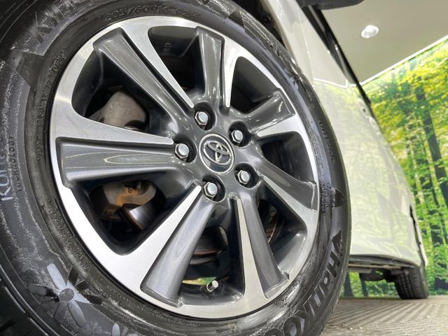 TOYOTA VOXY 4WD 2017 Image 31