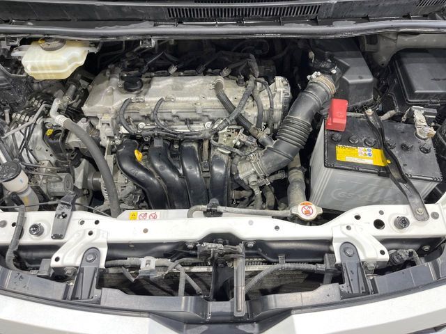 TOYOTA VOXY 4WD 2017 Image 31