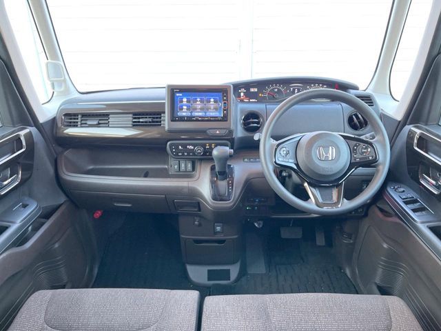 HONDA N BOX 2021 Image 31