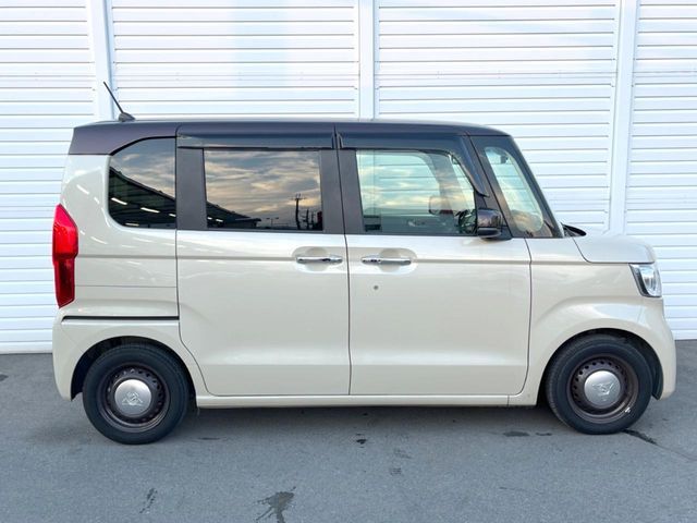 HONDA N BOX 2021 Image 31