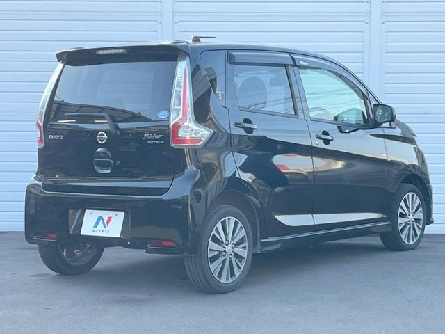 NISSAN DAYZ 2016 Image 31