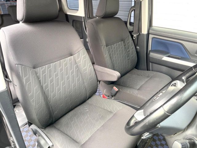 TOYOTA ROOMY 2019 Image 31
