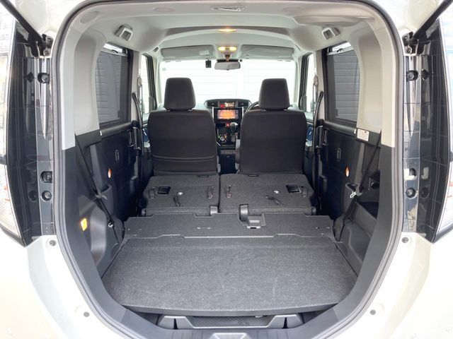 TOYOTA TANK 2019 Image 31