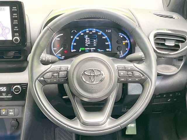 TOYOTA YARIS CROSS HYBRID 2023 Image 31