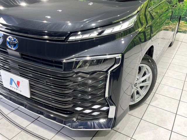 TOYOTA VOXY HYBRID 2024 Image 31