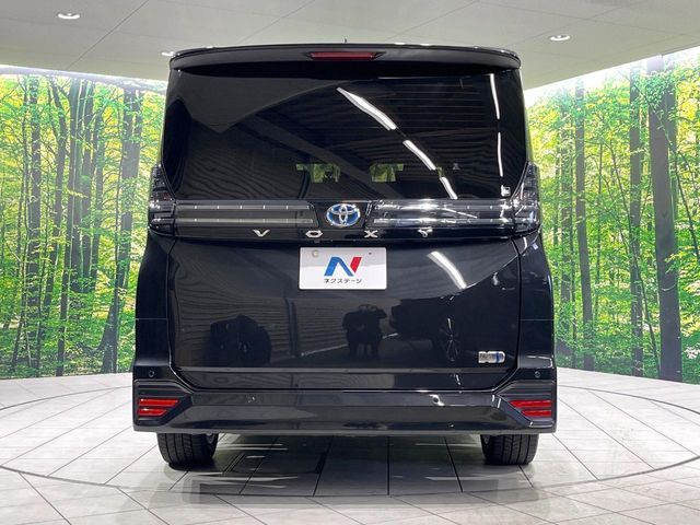 TOYOTA VOXY HYBRID 2024 Image 31