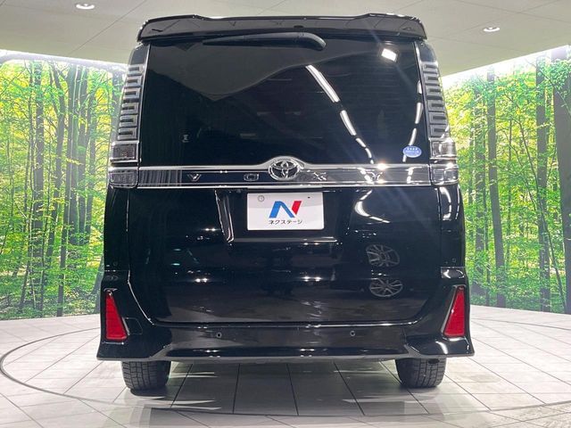 TOYOTA VOXY 2019 Image 31